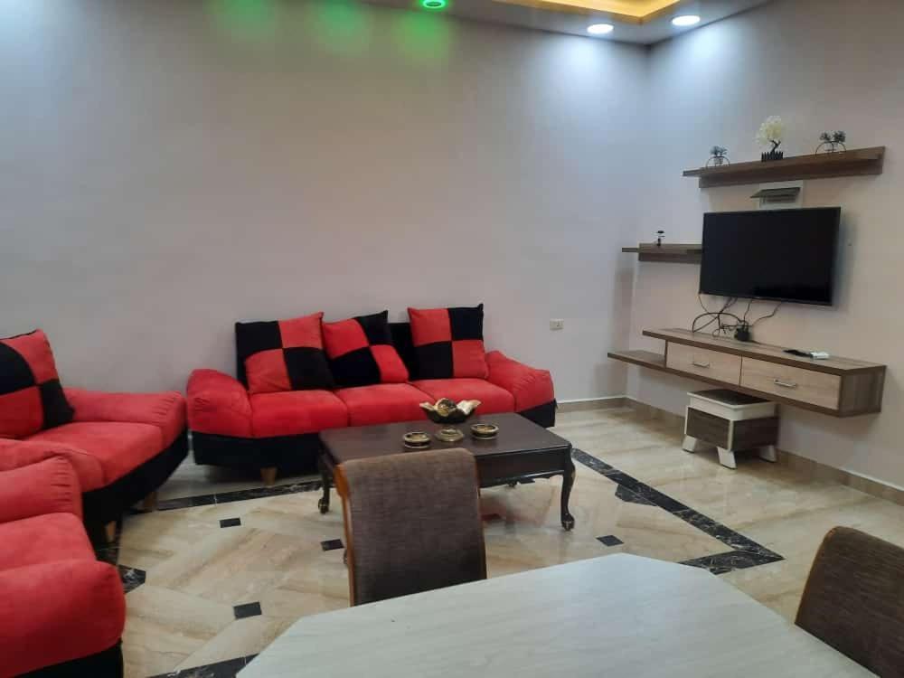 Lotus Housing For Furnished Apartments Jarash Exterior photo